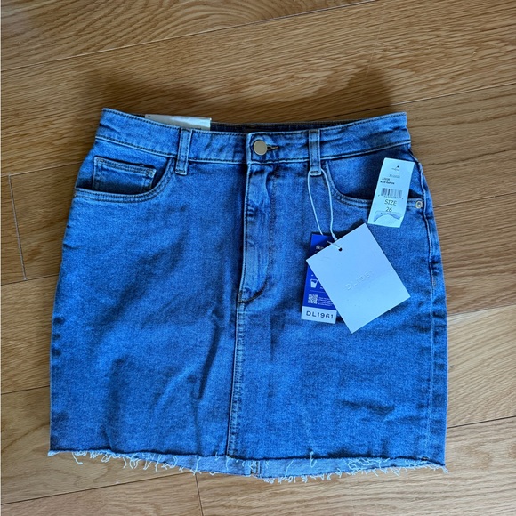 DL1961 Blue Denim Skirt - Picture 1 of 2